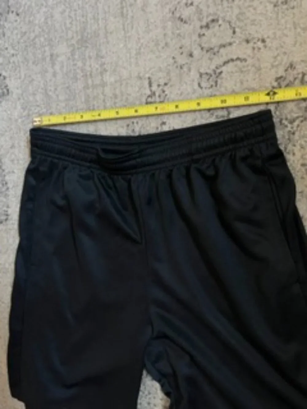 🧡3/$15 NIKE DRI-FIT Black Shorts Kids L